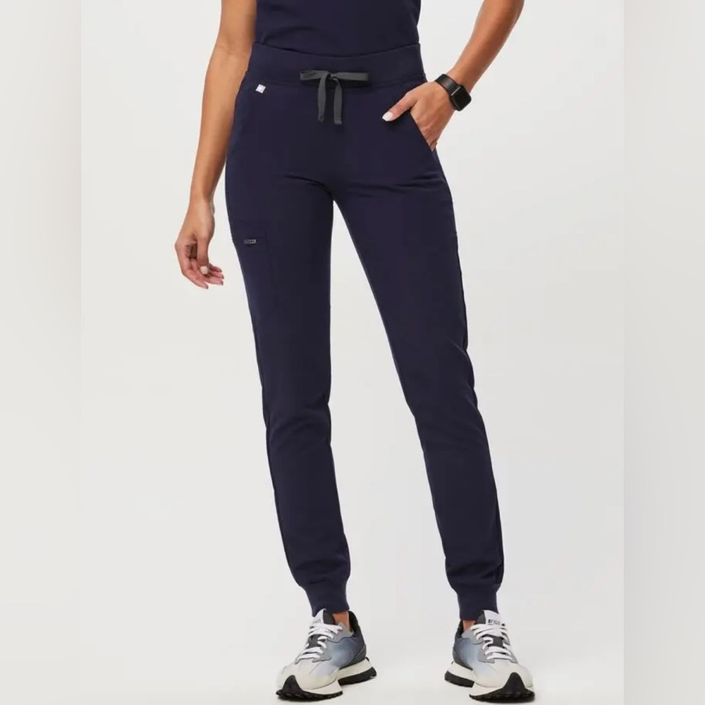 Figs Zamora Jogger Scrub Pants: Navy